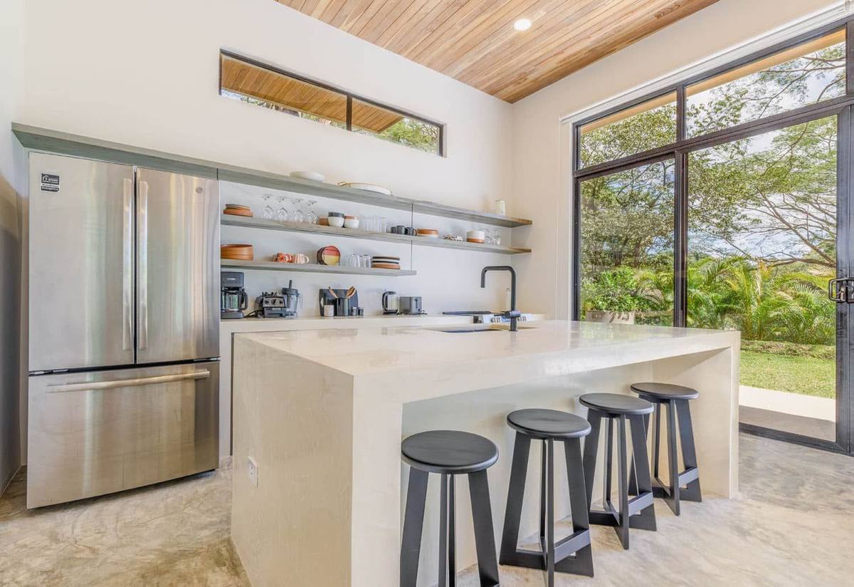 Villa One - kitchen island