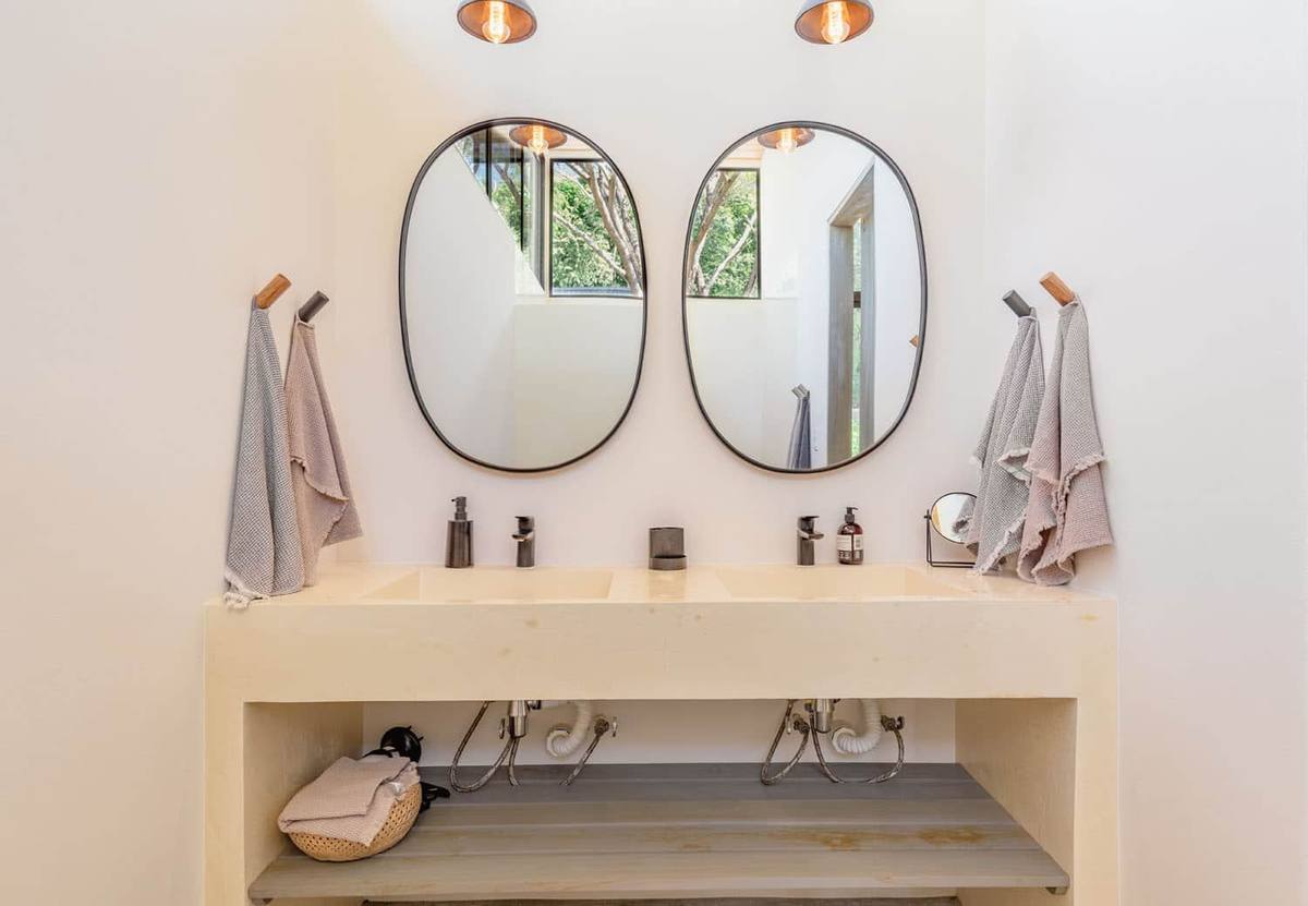 Villa Two - double vanity